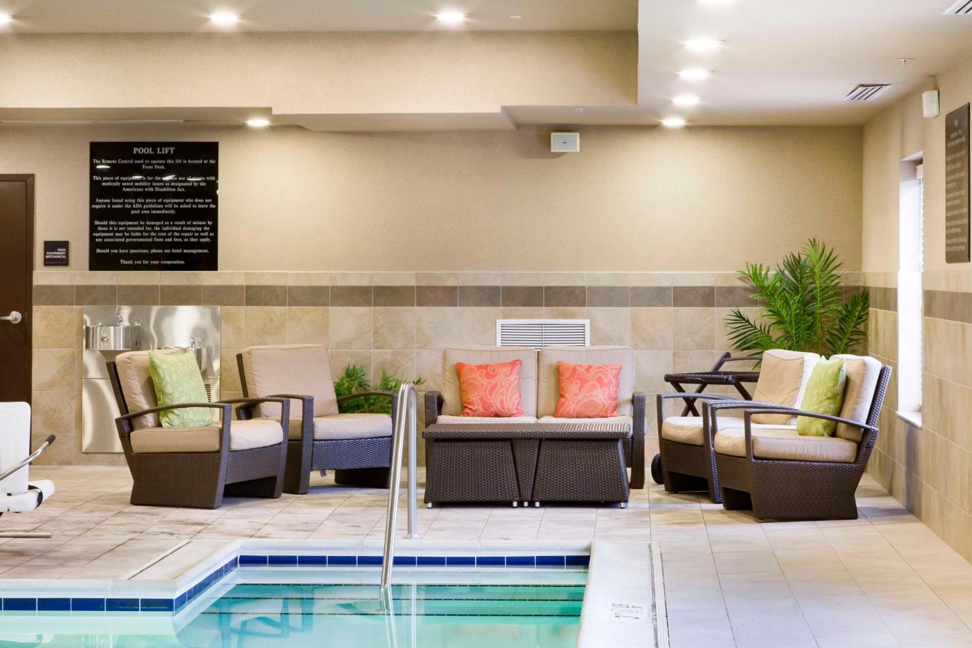 Hampton Inn Harrisonburg South Esterno foto