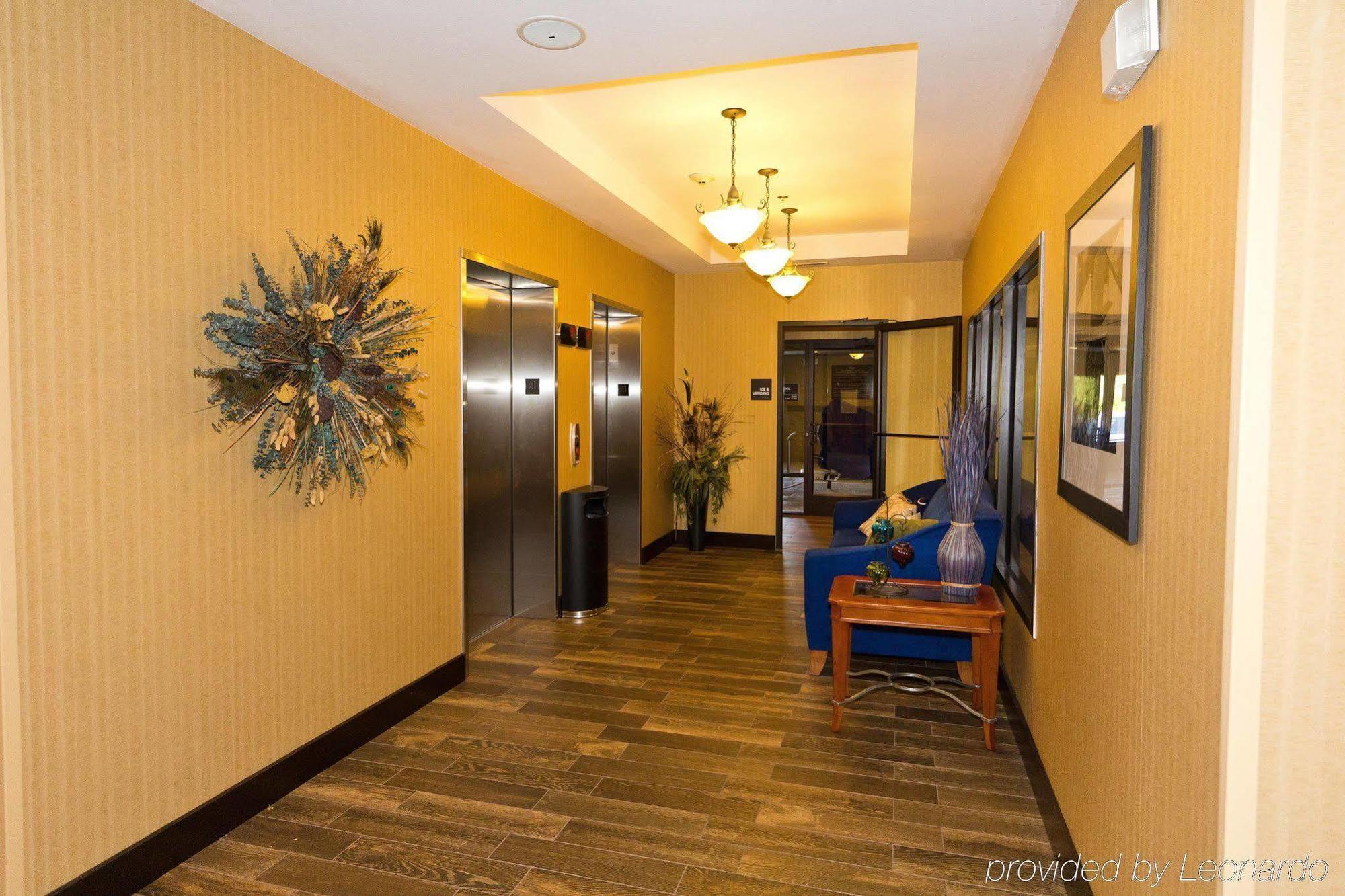 Hampton Inn Harrisonburg South Esterno foto