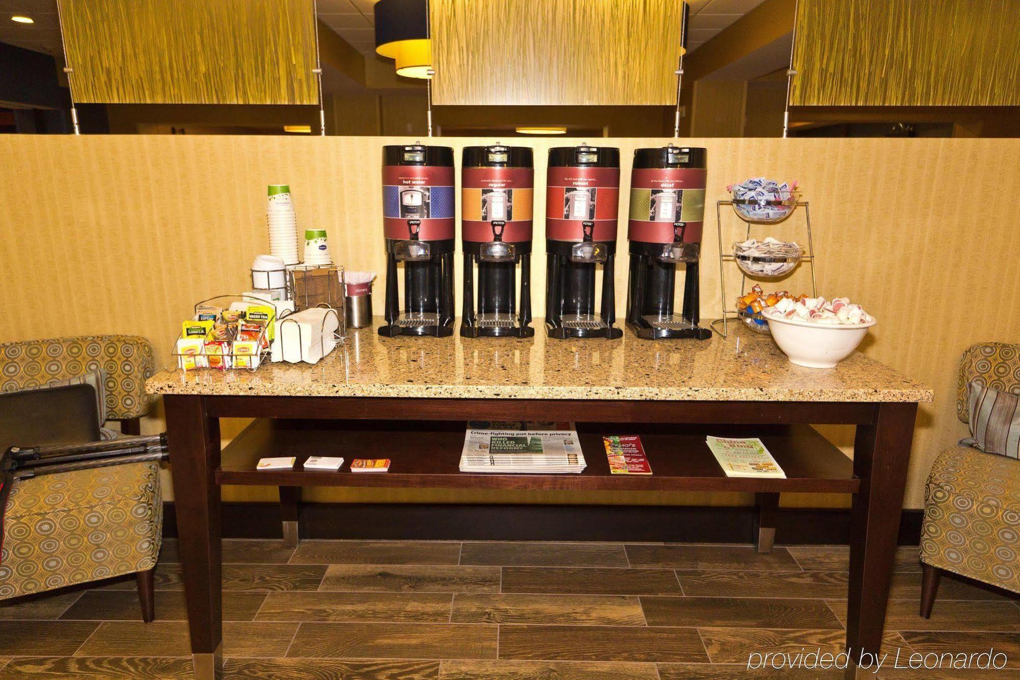 Hampton Inn Harrisonburg South Esterno foto