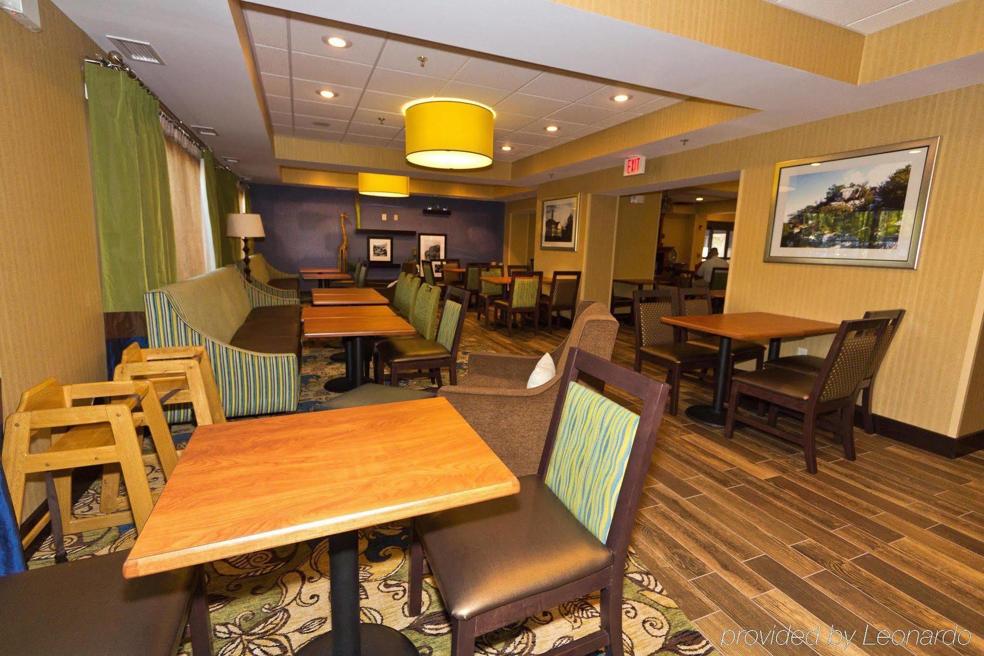 Hampton Inn Harrisonburg South Esterno foto