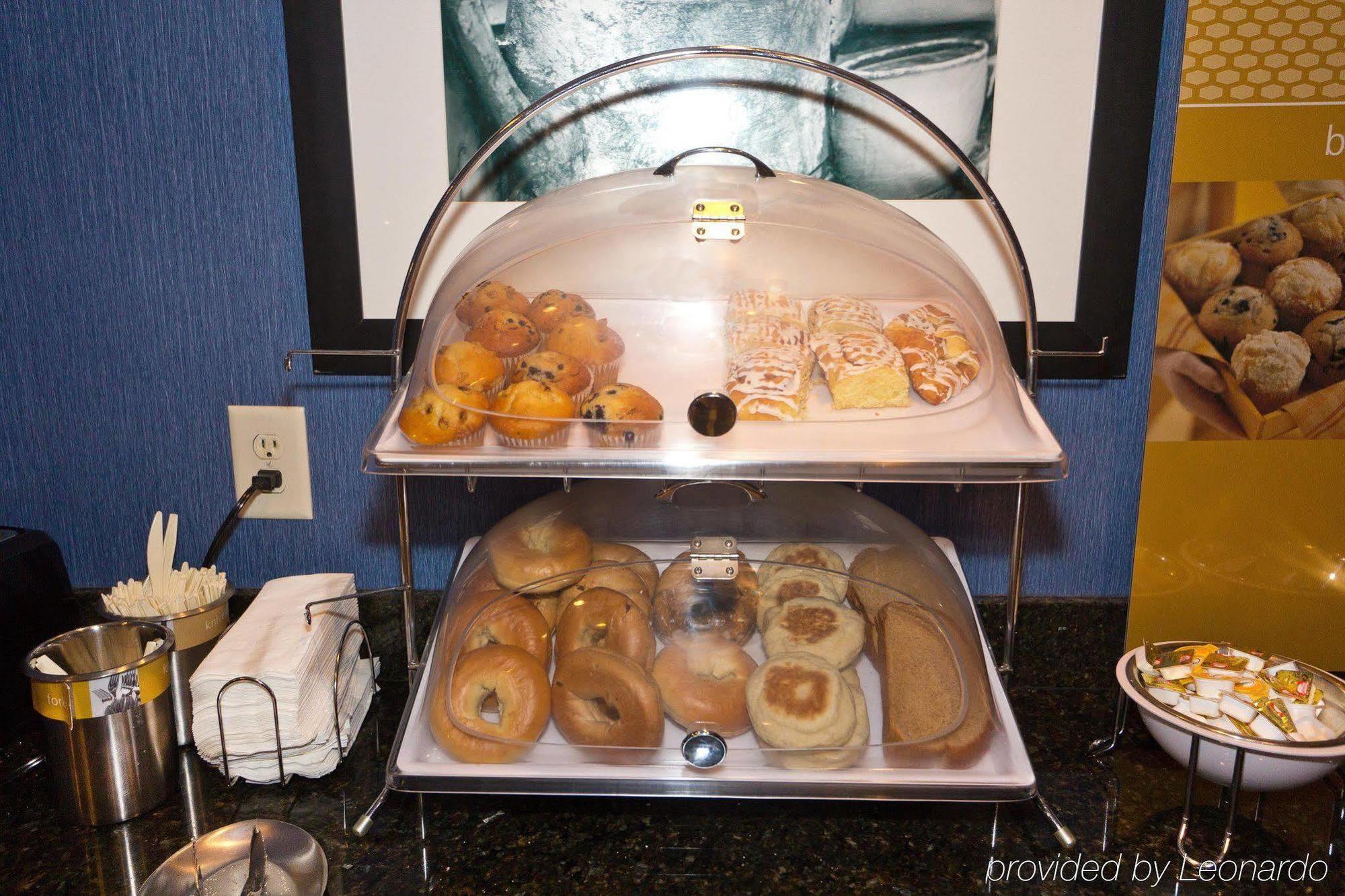 Hampton Inn Harrisonburg South Esterno foto