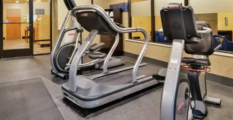 Hampton Inn Harrisonburg South Esterno foto